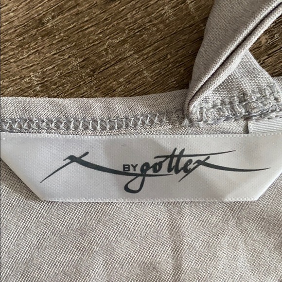 REDUCED NWOT X by Gottex Grey Crossover Tank Small - Picture 5 of 5